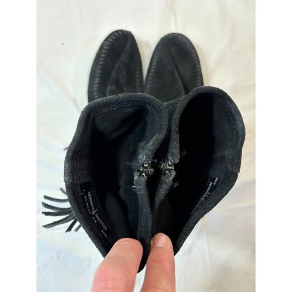 Minnetonka Women's Side Fringe Wedge Western Boot - Picture 3 of 16